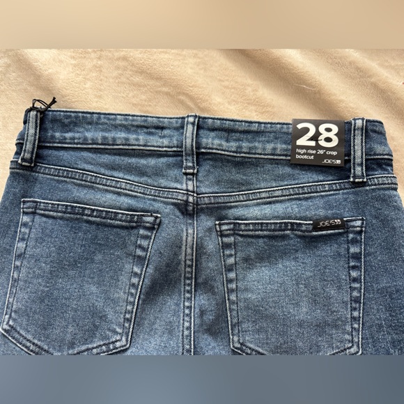 NWT! Joe’s Jeans | High Rise Crop Bootcut Step Hem in Austria, Size 28 - Picture 14 of 15